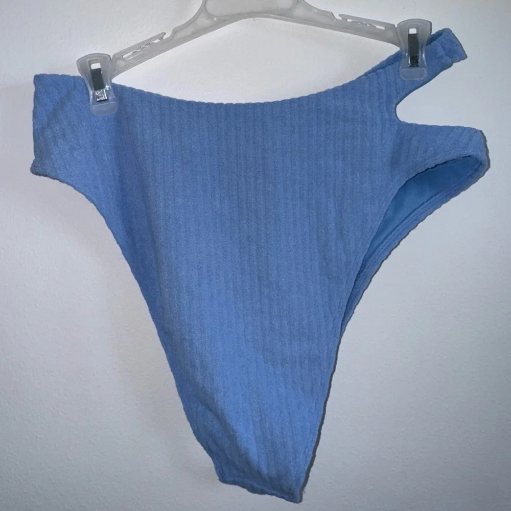 NWOT Abercrombie & Fitch High Waisted Bikini Bottom sz L - Picture 3 of 4